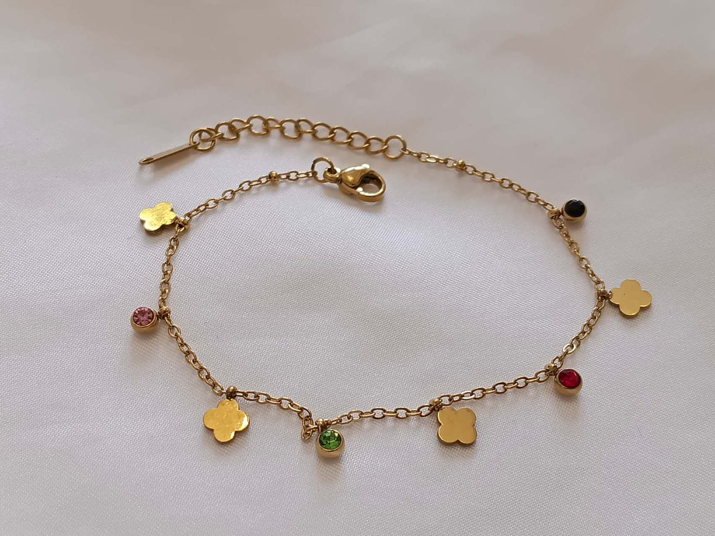 Daisy Clover Bracelet – Gold