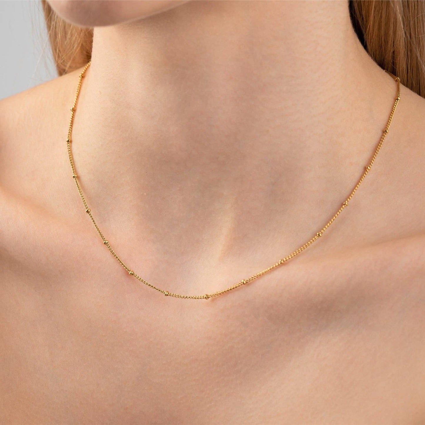 Minimal Dot Necklace - gold