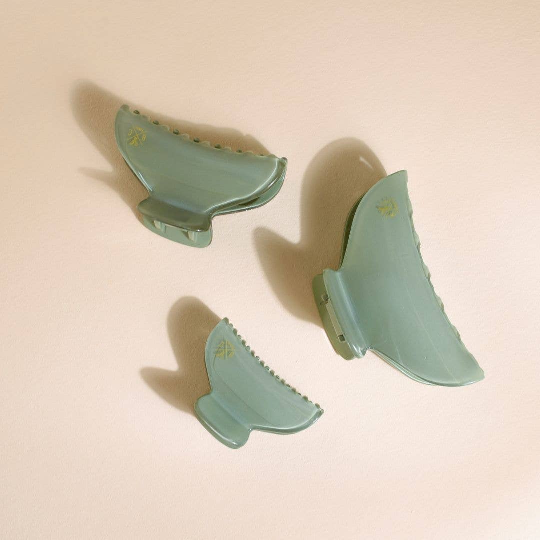 💚 Opaline Claw – Sage