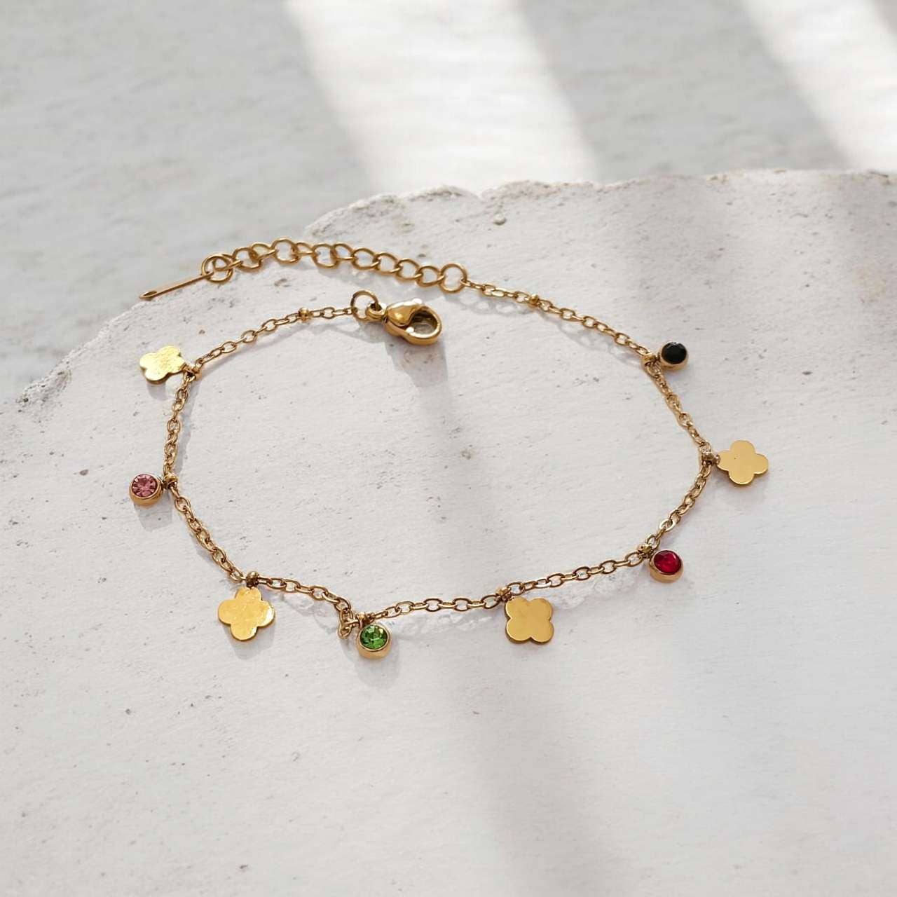 Daisy Clover Bracelet – Gold