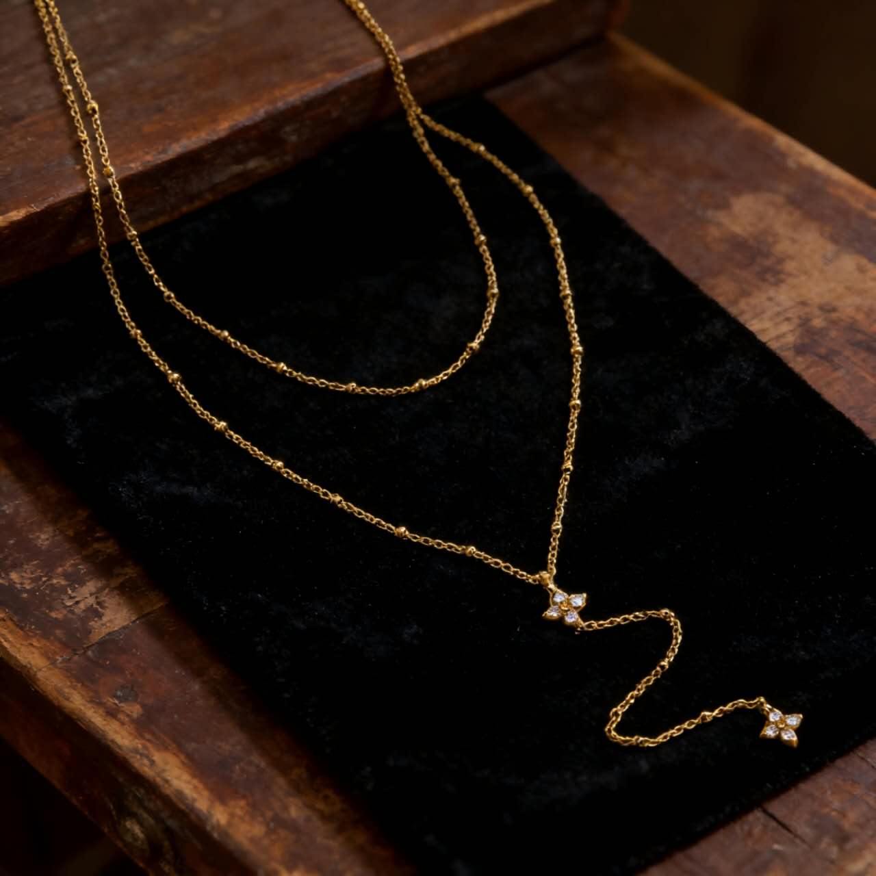 Luna Clover Y-Halsband