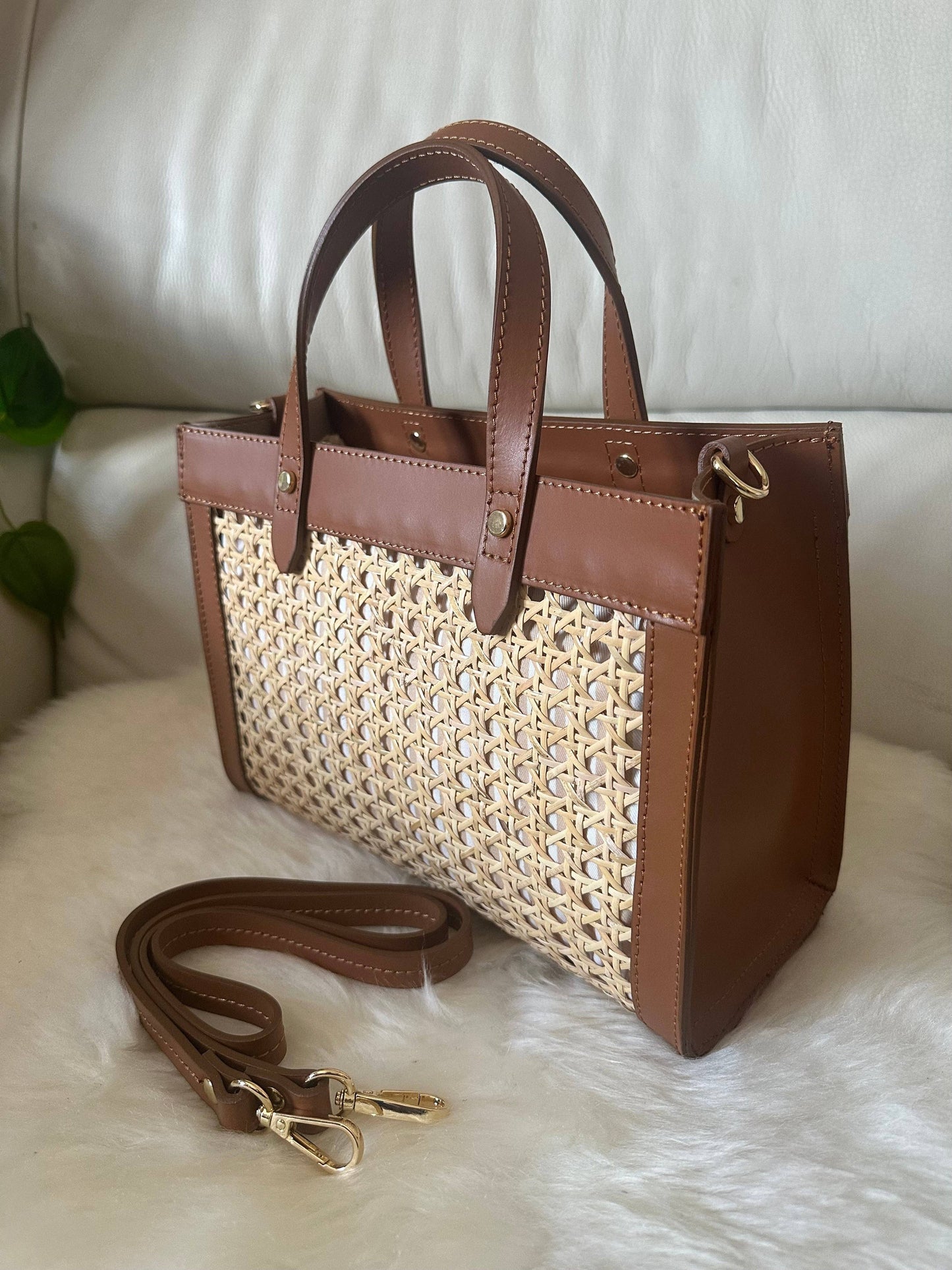 Verona Classic Tote - Cognac